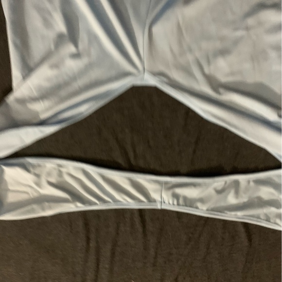 Light blue deep plunge short romper - Picture 5 of 7